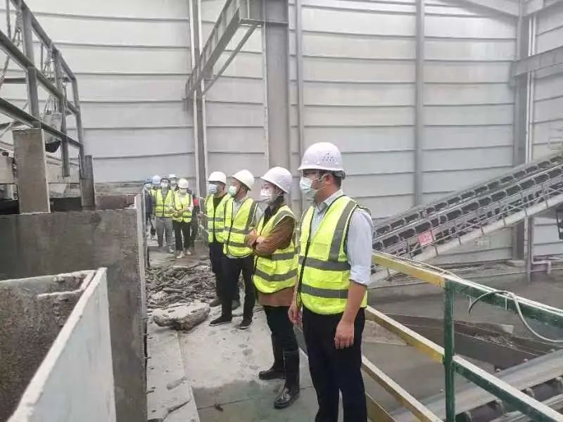 1664502800108431.jpg 640.jpg