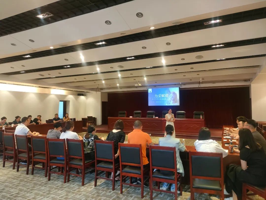 1685671641349676.jpg 640.jpg