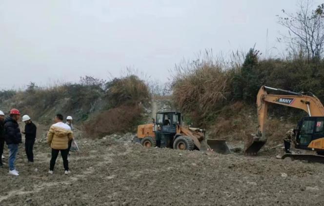 1704852048637903.png 1704852048637903.png