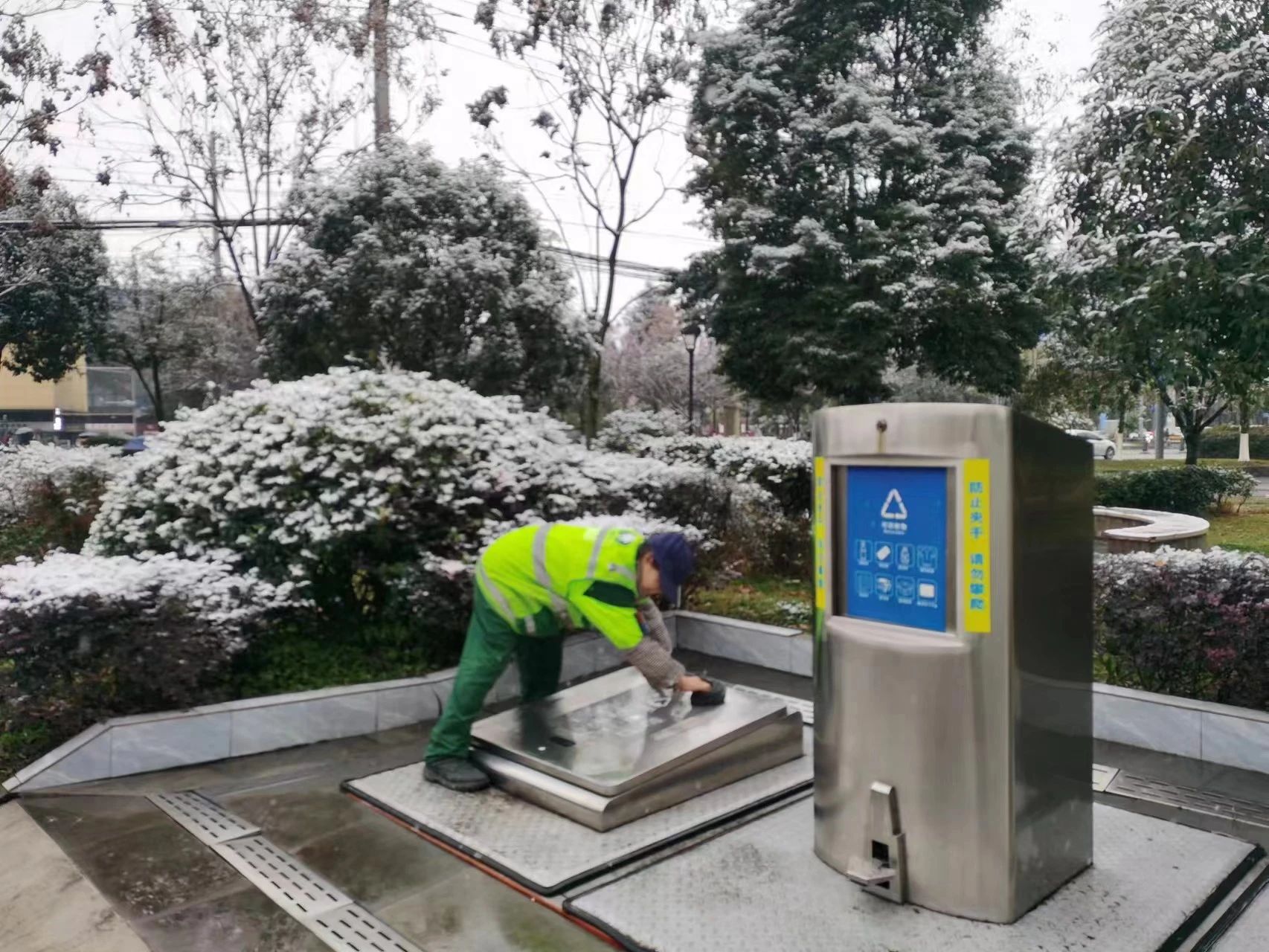 1707030273654513.jpg b54b0ff82838b4fdb3af7fb8ecc3551a.jpg