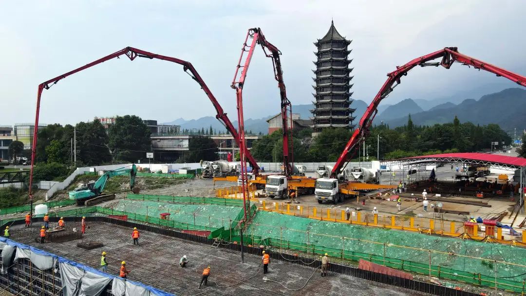 1724726927268819.jpg 青城桥1.jpg